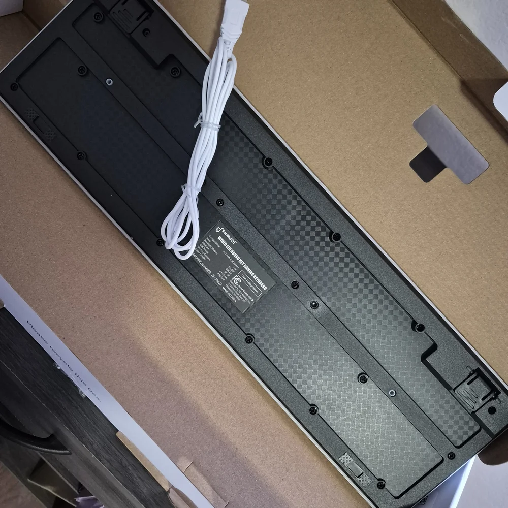 White Wired Keyboard w/ FREE Wireless Charging Station